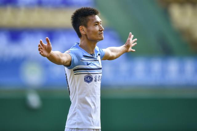 半岛体育下载-【中超】宋文杰2球张禹难救主 广州城2比1河北夺第7